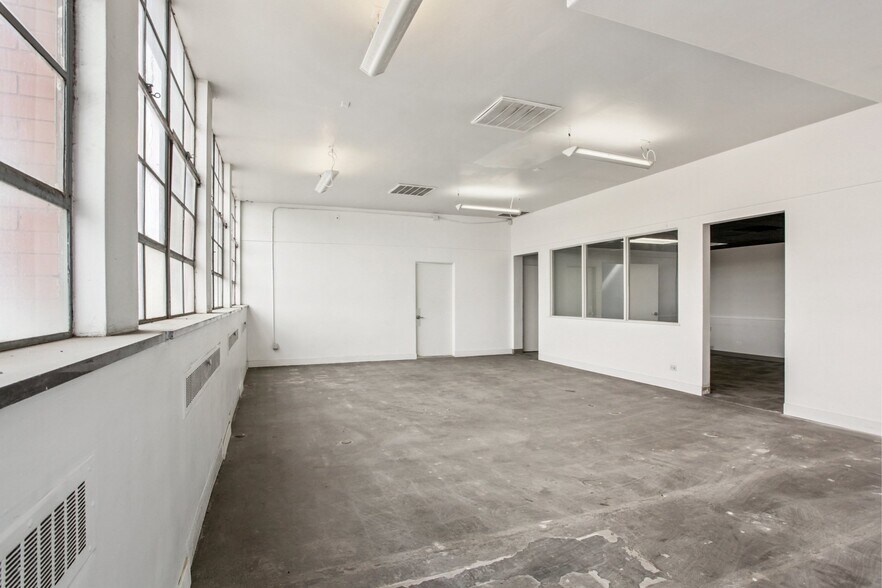 More Photos Of 4800 N Washington St, Denver Warehouse For Lease