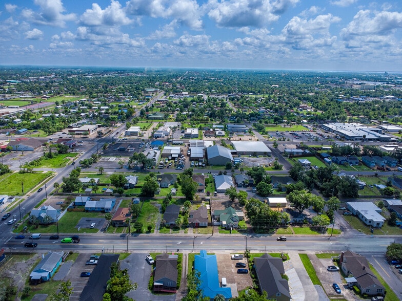 More Photos Of 1030 Jenks Ave, Panama City General Retail For Sale