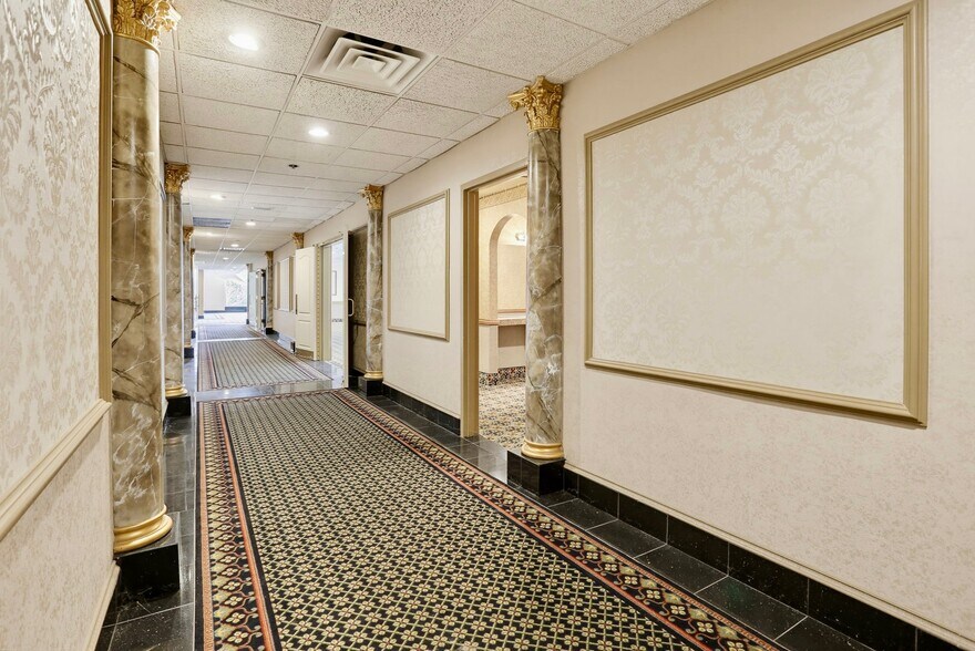 More Photos Of 505 Jermor Ln, Westminster Restaurant For Lease