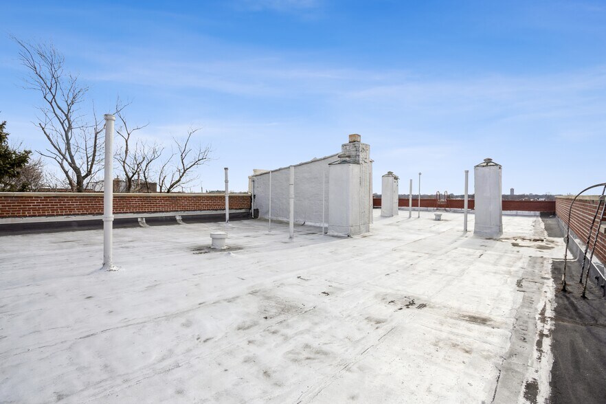 More Photos Of 158-16 Sanford Ave, Flushing Multifamily For Sale