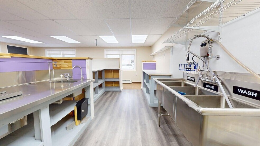 More Photos Of 109 Main Rd S, Hampden Specialty For Lease