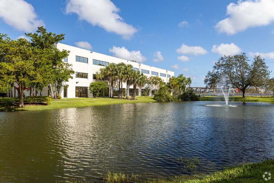 More Photos Of 4500 N State Road 7, Lauderdale Lakes Unknown For Lease