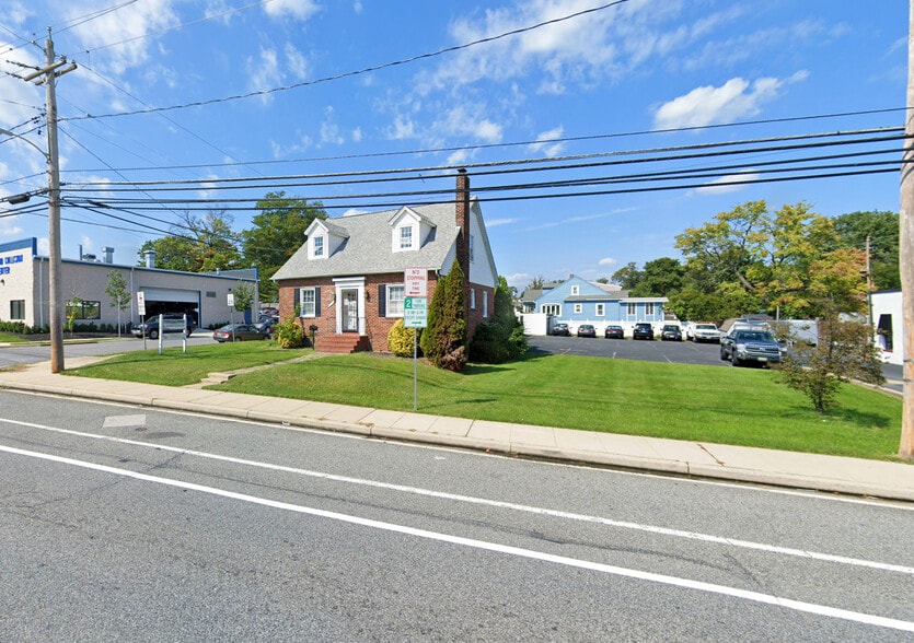 More Photos Of 8314 Harford Rd, Baltimore Office For Lease