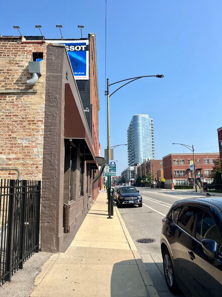 More Photos Of 1332 N Halsted St, Chicago Loft Creative Space For Lease