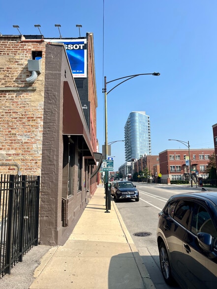 More Photos Of 1332 N Halsted St, Chicago Loft Creative Space For Lease