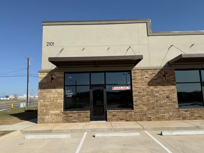 More Photos Of 2101 Memory Ln, Harker Heights Flex For Lease