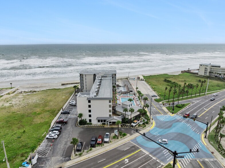 More Photos Of 1025 S Atlantic Ave, Daytona Beach Hospitality For Sale