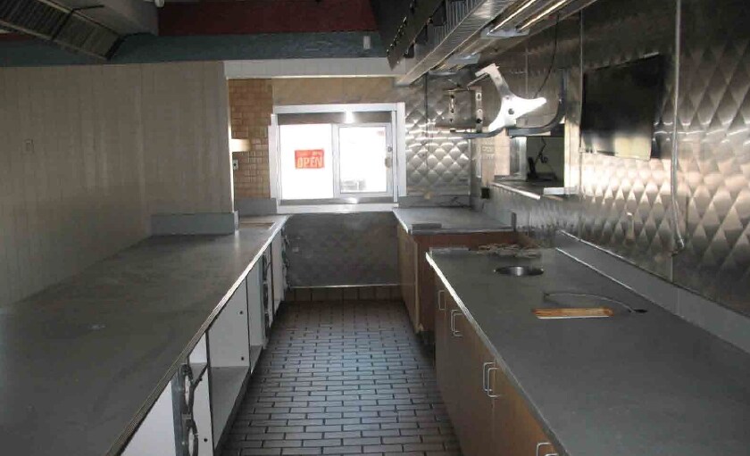 More Photos Of 80 W Warner Rd, Chandler Fast Food For Sale