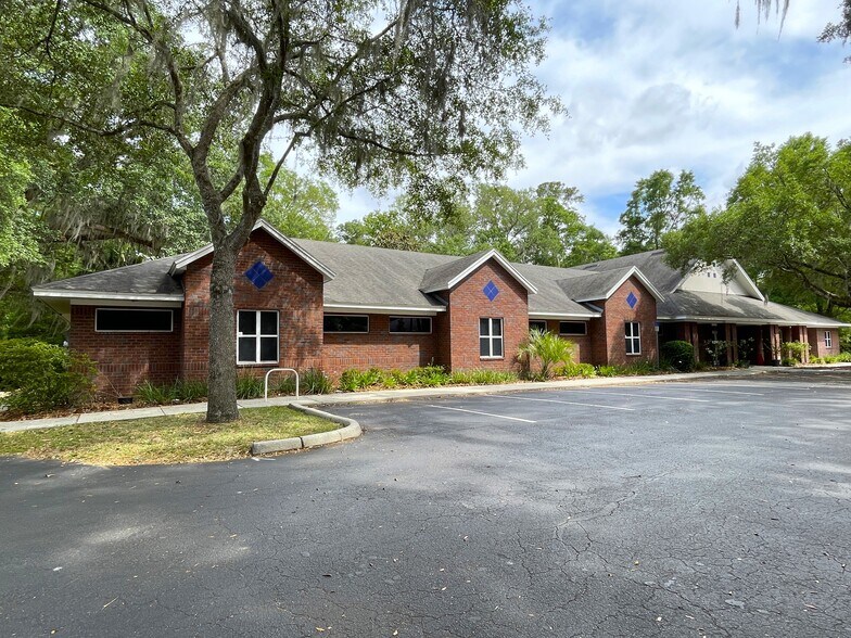 More Photos Of 2209 NW 40th Ter, Gainesville Office For Lease