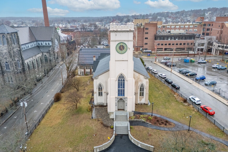 More Photos Of 180 Merrimack St, Lowell Religious Facility For Sale