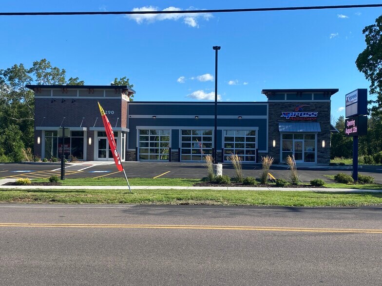 More Photos Of 2290 Downer Street Rd, Baldwinsville Auto Repair For Sale