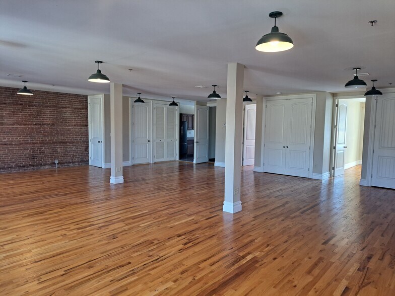 More Photos Of 520-528 Bay St, Staten Island Apartments For Lease
