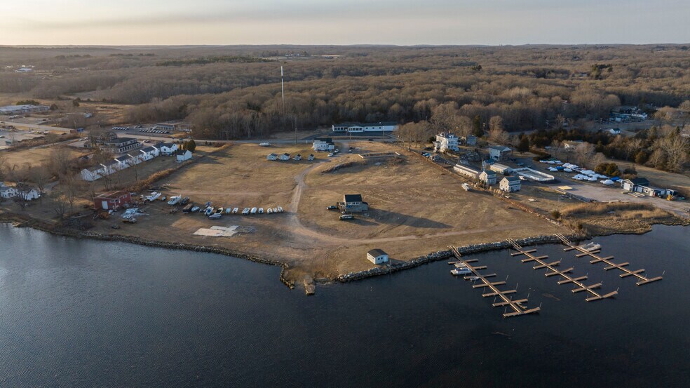 More Photos Of 830 Stonington Rd, Stonington Marina For Sale