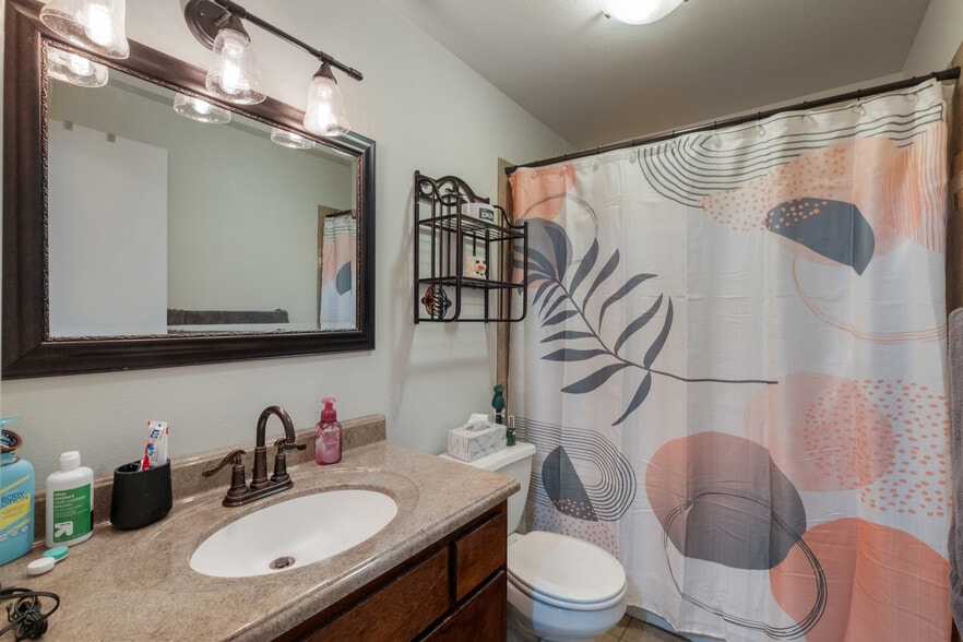 More Photos Of 1723 E 13th Ave, Spokane Apartments For Sale