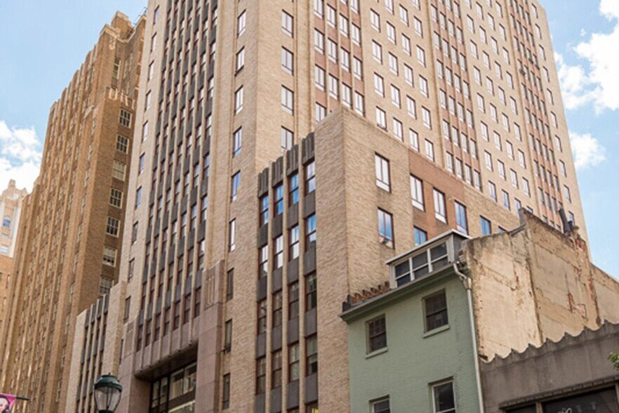 More Photos Of 1616-1618 Walnut St, Philadelphia Apartments For Lease
