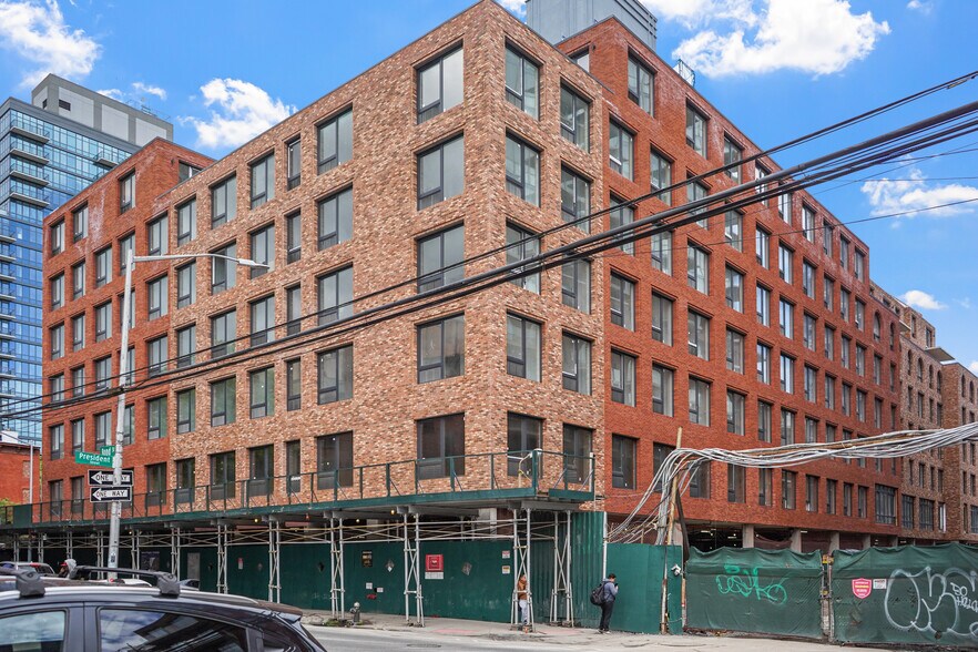 More Photos Of 325 Bond Street, Brooklyn Apartments For Lease