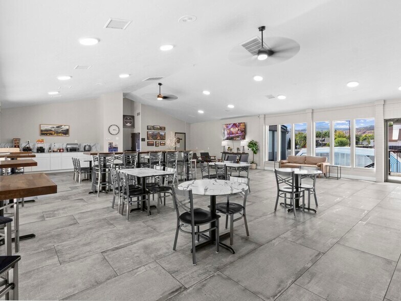 More Photos Of 333 N Main St, Richfield Hotel For Sale