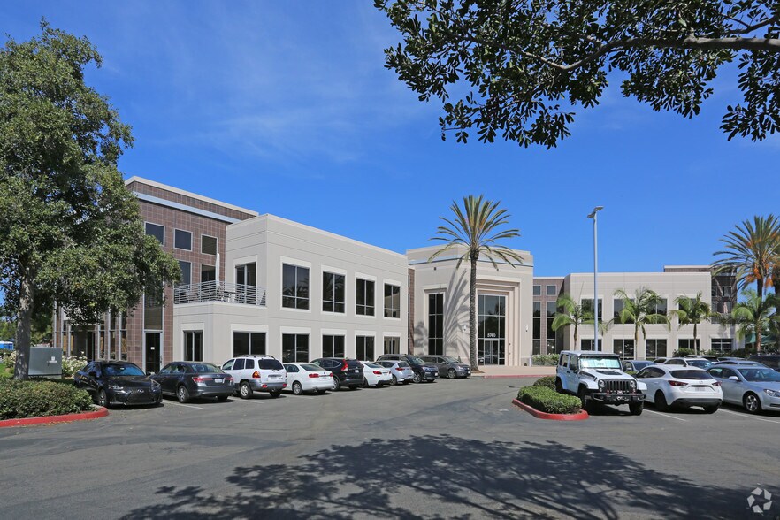 More Photos Of 5770 Fleet St, Carlsbad Unknown For Lease