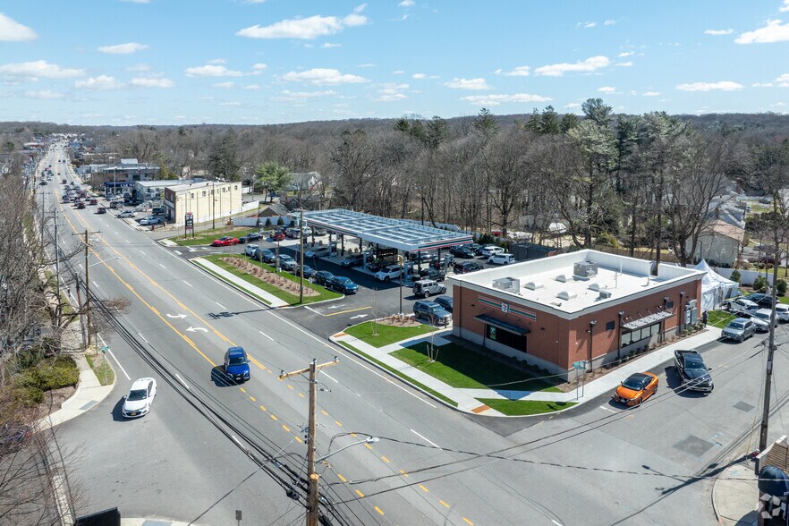 More Photos Of 336-338 E Jericho Tpke, Huntington Station Convenience Store For Sale