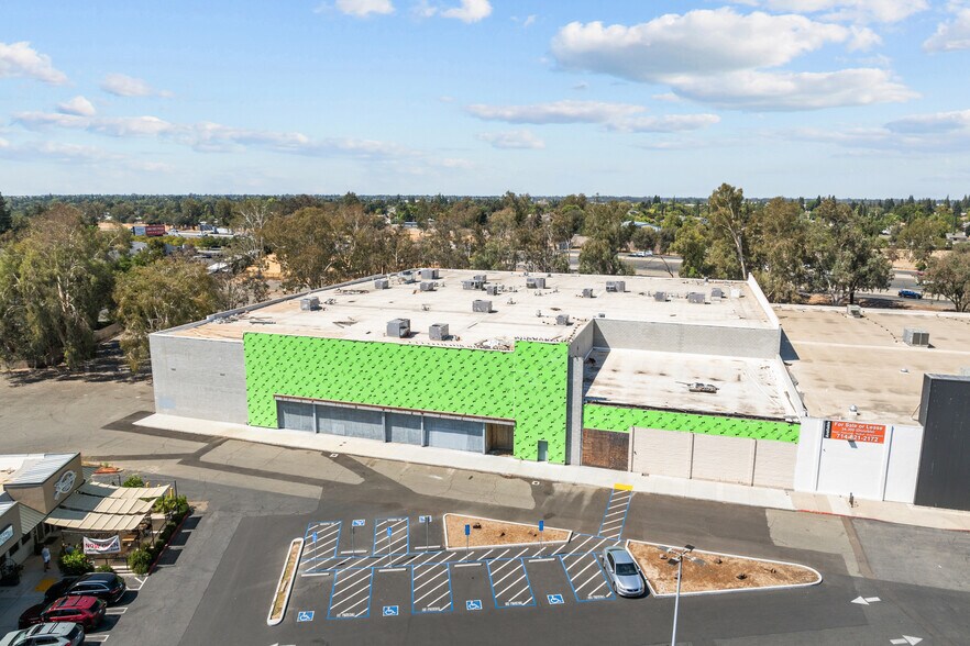 More Photos Of 8501 Auburn Blvd, Citrus Heights Freestanding For Sale