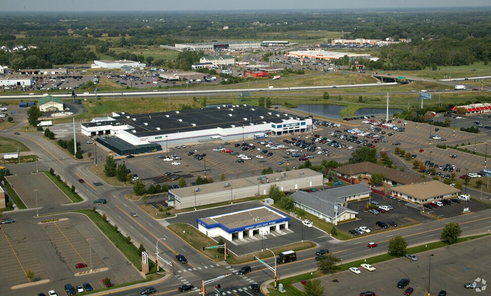 More Photos Of 1331 SW 3rd Ave, Forest Lake Restaurant For Lease