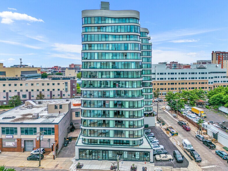 Primary Photo Of 50-54 Sussex Ave, Newark Apartments For Lease