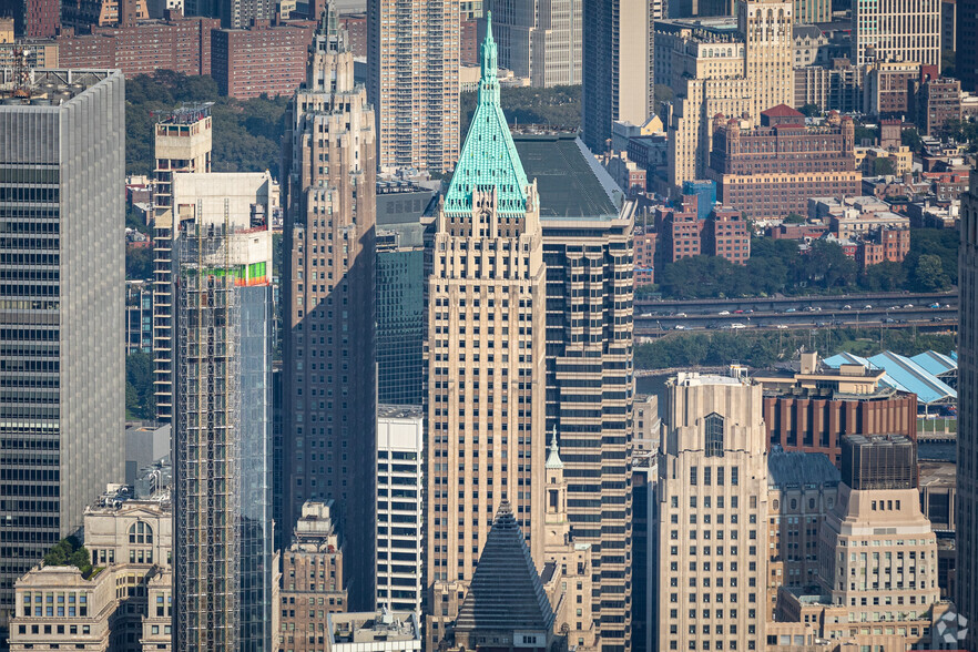 Primary Photo Of 40 Wall St, New York Coworking Space