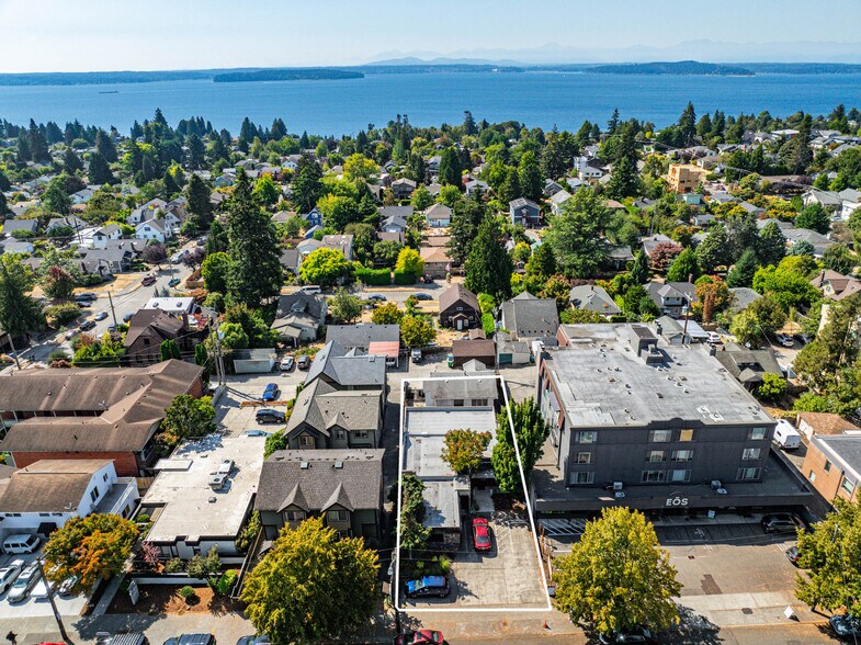 More Photos Of 5639 California Ave SW, Seattle Office For Sale