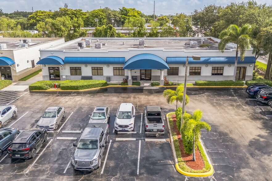 More Photos Of 4665 S Congress Ave, Lake Worth Medical For Lease