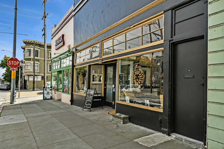 More Photos Of 3901 18th St, San Francisco Storefront For Sale