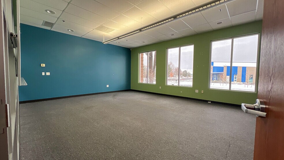 More Photos Of 1797 Boxelder St, Louisville Manufacturing For Lease