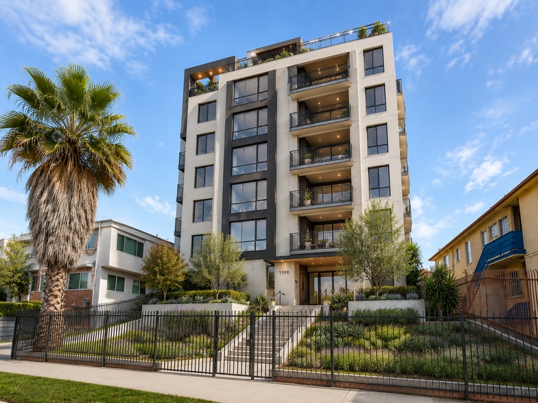 More Photos Of 426 S Catalina St, Los Angeles Apartments For Sale