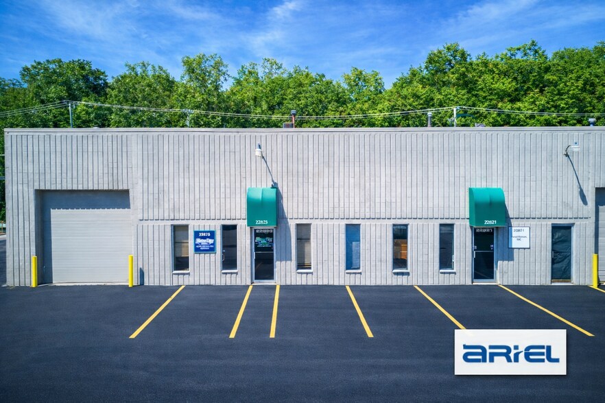 Primary Photo Of 22783-22823 Heslip Dr, Novi Unknown For Lease