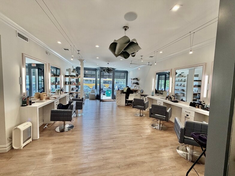 More Photos Of 272-278 Sound Beach Ave, Old Greenwich Storefront Retail Residential For Lease
