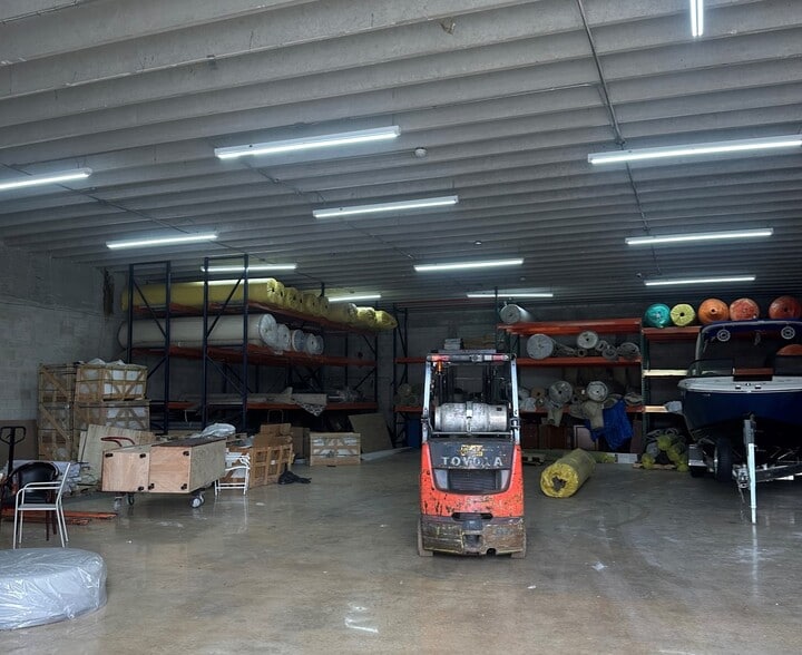 More Photos Of 6095 NW 167th St, Miami Lakes Warehouse For Sale