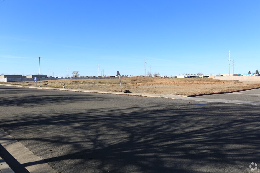 More Photos Of Morrison Creek Dr, Sacramento Land For Lease