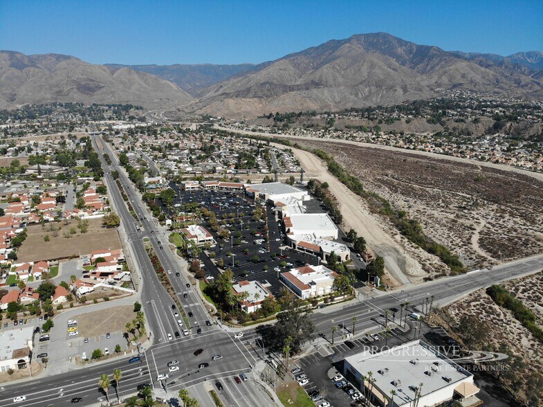 More Photos Of 7197-7259 Boulder Ave, Highland Unknown For Lease