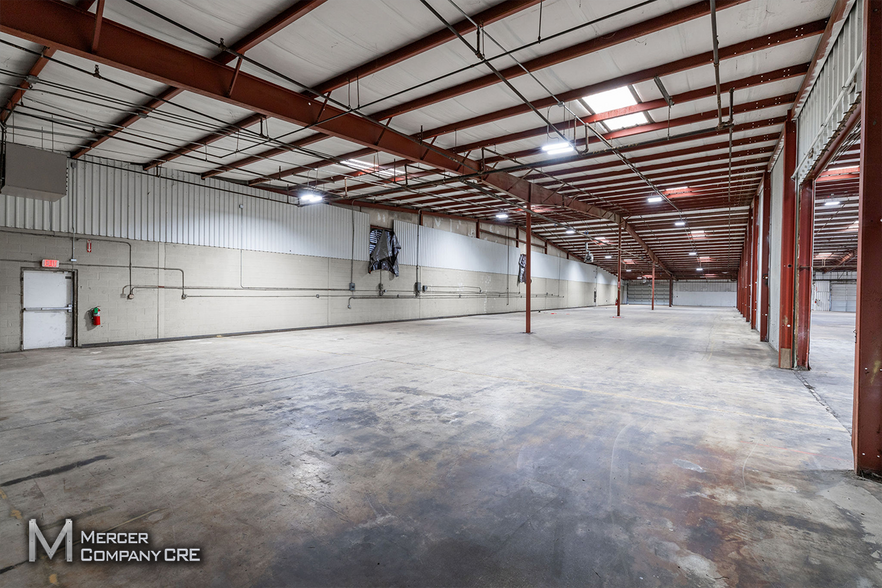 More Photos Of 6401-6409 S I 35 Service Rd, Oklahoma City Warehouse For Lease