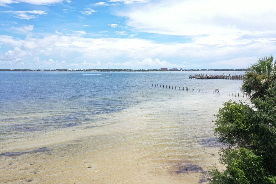 More Photos Of 4423 W Highway 98, Panama City Land For Sale