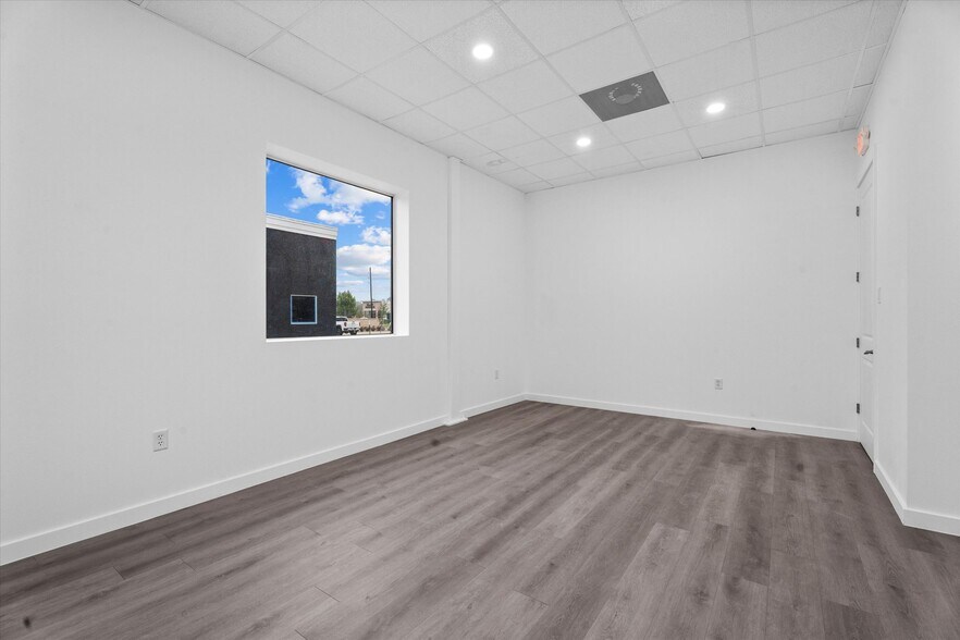More Photos Of 26605 Cook Field Rd, Katy Light Distribution For Lease