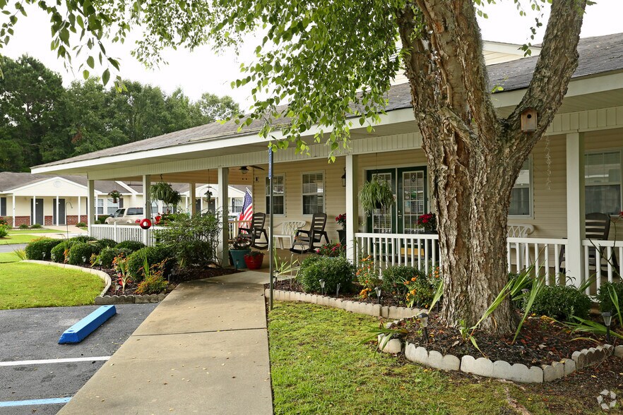 More Photos Of 1601 Radium Springs Rd, Albany Apartments For Sale