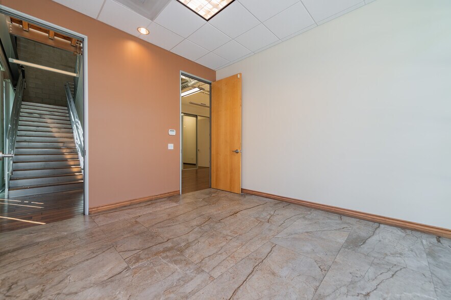 More Photos Of 8925 Research Dr, Irvine Office For Sale