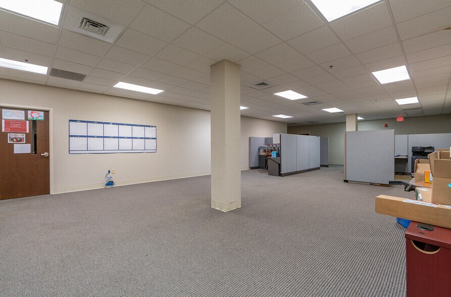 More Photos Of 1701 Westchester Dr, High Point Religious Facility For Sale