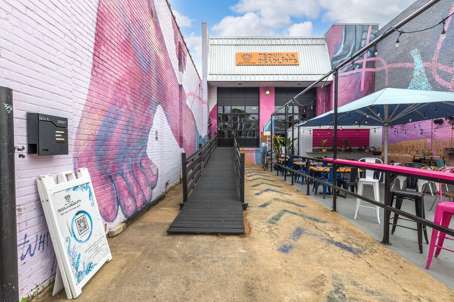 More Photos Of 2614 W Cary St, Richmond Freestanding For Sale