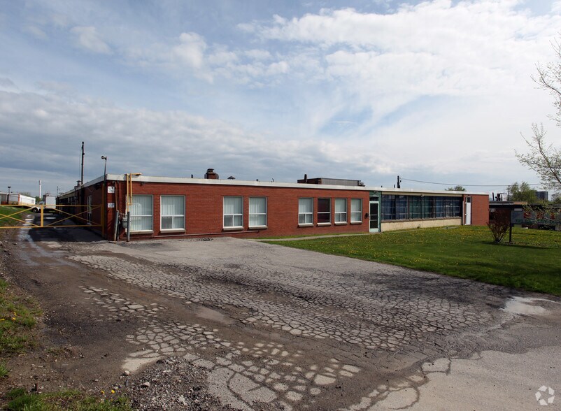 Primary Photo Of 193-195 Bartley Dr, Toronto Warehouse For Sale