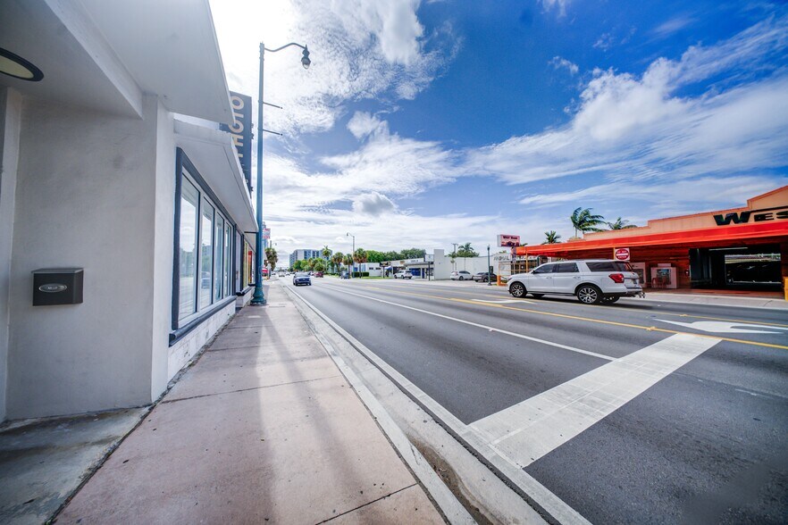 More Photos Of 6471 SW 8th St, West Miami General Retail For Sale