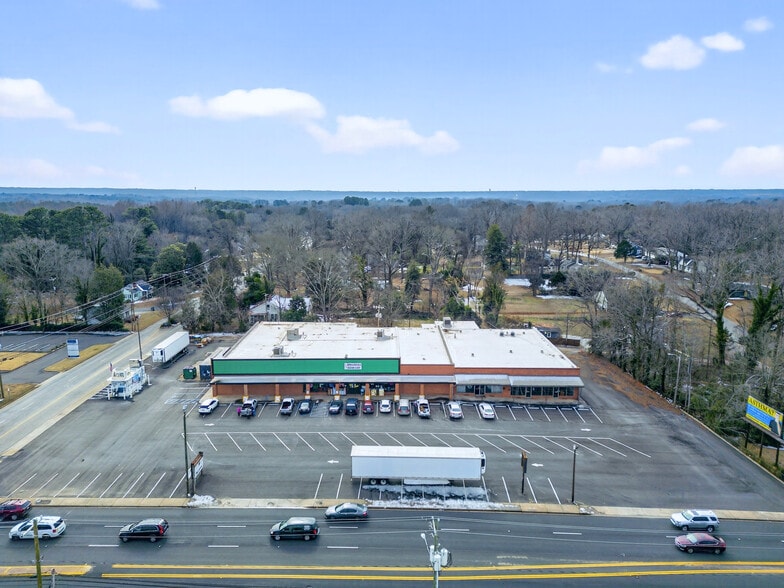 More Photos Of 1206-1214 Union St, Spartanburg Storefront For Sale