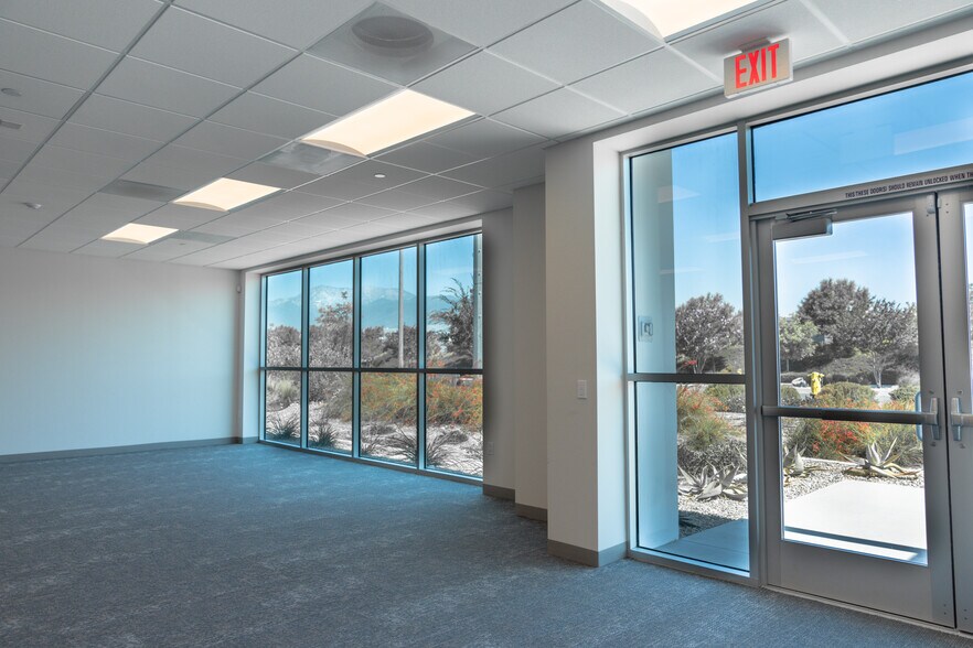 More Photos Of 2133 W Casmalia St, Rialto Manufacturing For Lease