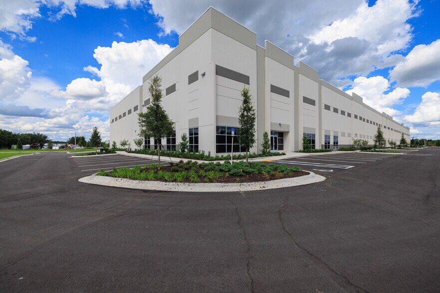 More Photos Of Landstar Blvd, Orlando Unknown For Lease