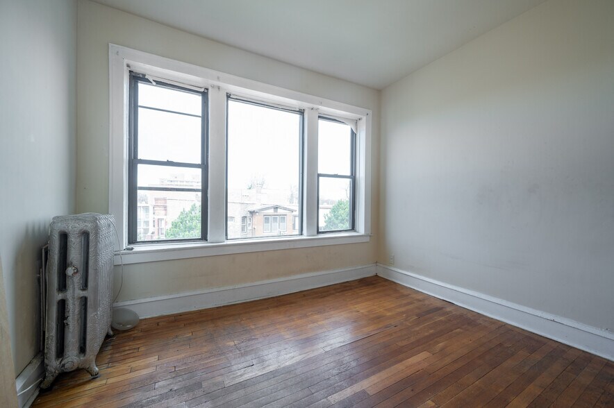 More Photos Of 7763 S South Shore Dr, Chicago Apartments For Sale